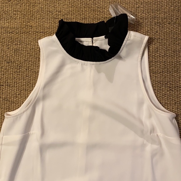 NWT J. Crew ruffle neck top Sz Small - Picture 3 of 10